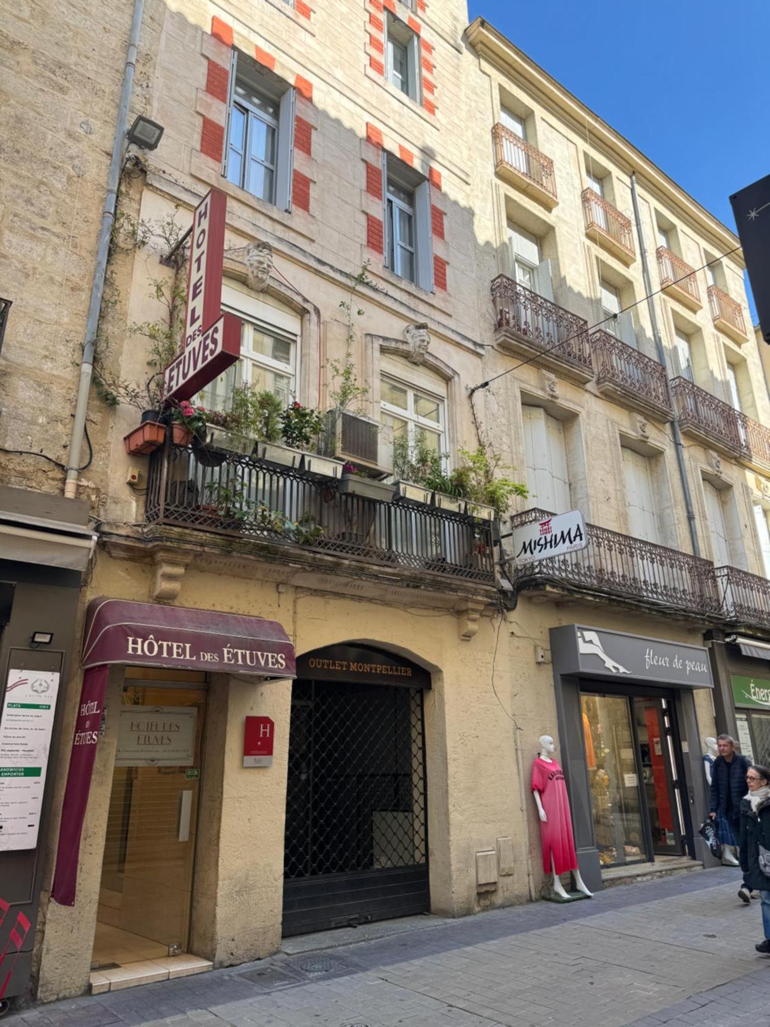 Hotel Des Etuves Montpellier Exterior photo